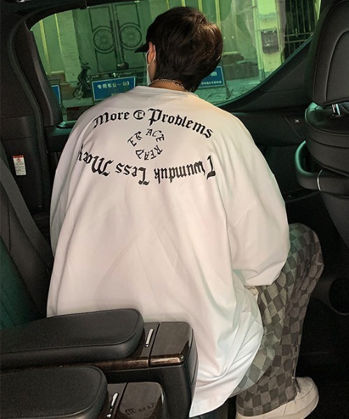 MGV(エムジーヴィー)の「オールドイングリッシュレタリングロンT(Tシャツ/カットソー・メンズ・ブラック/ダークグレー/ホワイト・LARGE/MEDIUM/X-LARGE)」の9枚目の写真
