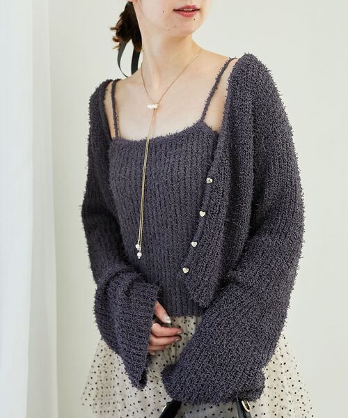 MAJESTIC LEGON（マジェスティックレゴン）の「ハートボタンカーディガン&キャミセット（ニット/セーター・レディース・ボルドー/ピンク/ブルー/チャコールグレー/アイボリー・MEDIUM）」の3枚目の写真