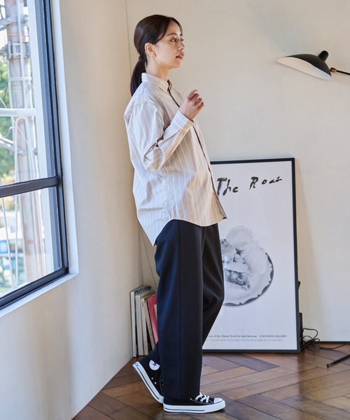 Arnold Palmer(アーノルドパーマー)の「ストライプ リラックス シェア シャツ(シャツ/ブラウス・レディース・ブルー/ベージュ/レッド・S/M/L/LL/XS)」の15枚目の写真