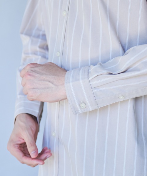 Arnold Palmer(アーノルドパーマー)の「ストライプ リラックス シェア シャツ(シャツ/ブラウス・レディース・ブルー/ベージュ/レッド・S/M/L/LL/XS)」の6枚目の写真