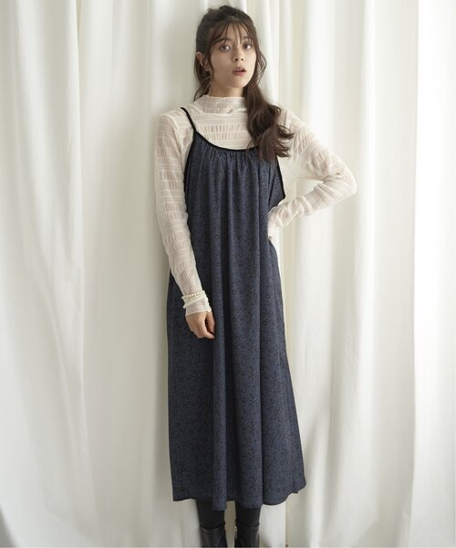 LBC（エルビーシー）の「【ZOZO限定】花柄プリントキャミワンピース（ワンピース・レディース・ブラック/グレー・M）」の6枚目の写真