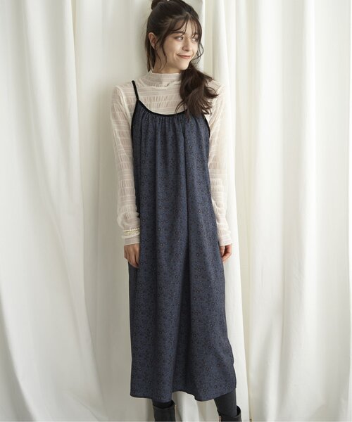 LBC（エルビーシー）の「【ZOZO限定】花柄プリントキャミワンピース（ワンピース・レディース・ブラック/グレー・M）」の8枚目の写真