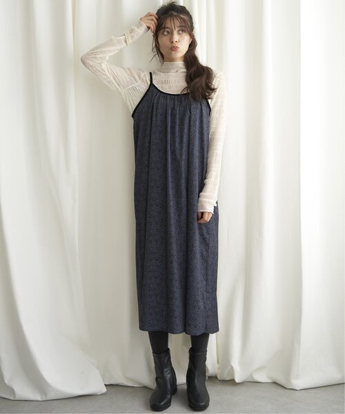 LBC（エルビーシー）の「【ZOZO限定】花柄プリントキャミワンピース（ワンピース・レディース・ブラック/グレー・M）」の9枚目の写真