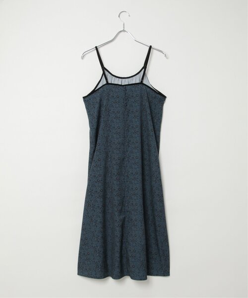 LBC（エルビーシー）の「【ZOZO限定】花柄プリントキャミワンピース（ワンピース・レディース・ブラック/グレー・M）」の16枚目の写真