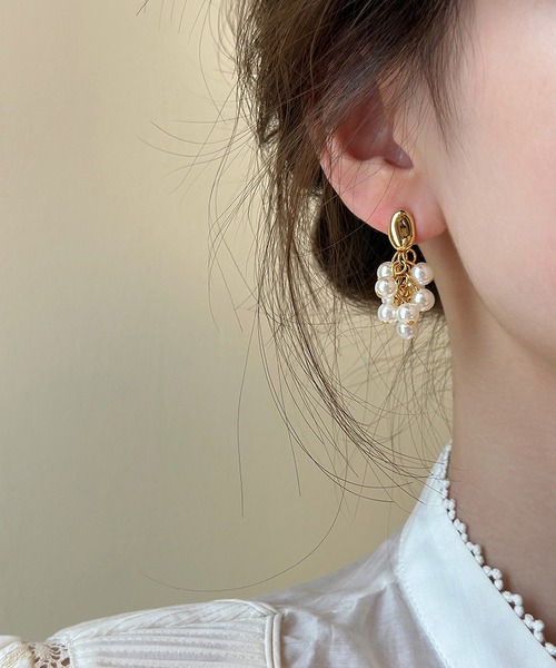 LA VORAGINE(ラ ヴォラジネ)の「アレルギー対応 チャームパールピアス(ピアス(両耳用)・レディース・ゴールド/シルバー・FREE)」の6枚目の写真