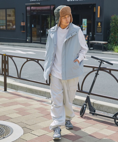 CAMP7（キャンプセブン）の「【CAMP7】ロゴデザインモックネック長袖Tシャツ / 抗菌・防臭（Tシャツ/カットソー・メンズ・ホワイト/ブラック・XL/L/M）」の20枚目の写真