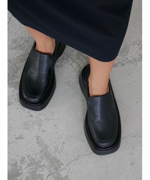 TRUNC（トランクエイティーエイト）の「Volume Sole Loafers（ローファー・レディース・ブラック・SMALL/LARGE/MEDIUM）」の16枚目の写真