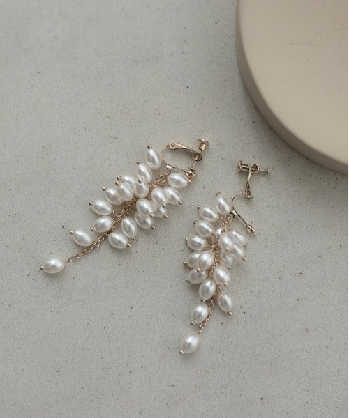 PREFERIR(プレフェリール)の「しずくパールイヤリング(イヤリング・レディース・ゴールド/シルバー・FREE)」の7枚目の写真