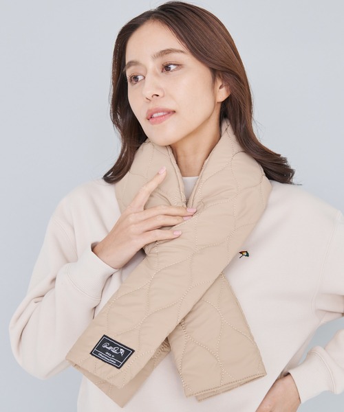 Arnold Palmer（アーノルドパーマー）の「キルト パディングマフラー（マフラー・レディース・ブラック/ベージュ・F）」の3枚目の写真