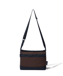 MARGARET HOWELL  idea（マーガレットハウエルアイデア）URBAN MILITARY　ショルダーバッグ