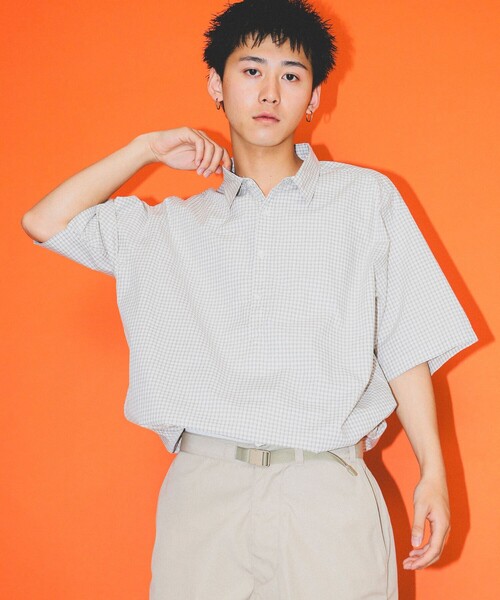 BEAMS（ビームス）の「BEAMS / ミニチェック プルオーバー シャツ（シャツ/ブラウス・メンズ・オフホワイト/ブラック・S/M/L/XL）」の2枚目の写真