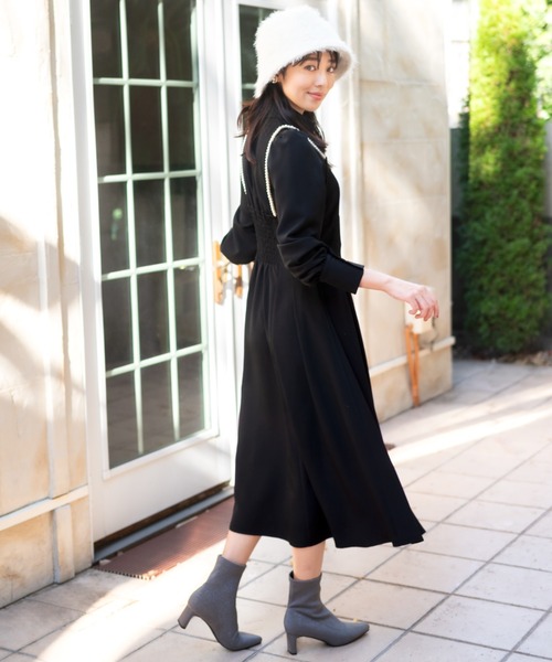 MISCH MASCH（ミッシュマッシュ）の「パールショルダーシャツ