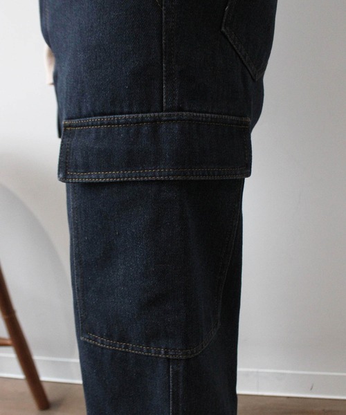 mil（ミル）の「【150㎝前後の小柄さんサイズ】カーゴデニムパンツ（カーゴパンツ・レディース・ブラック/ネイビー・S/M/XS）」の7枚目の写真