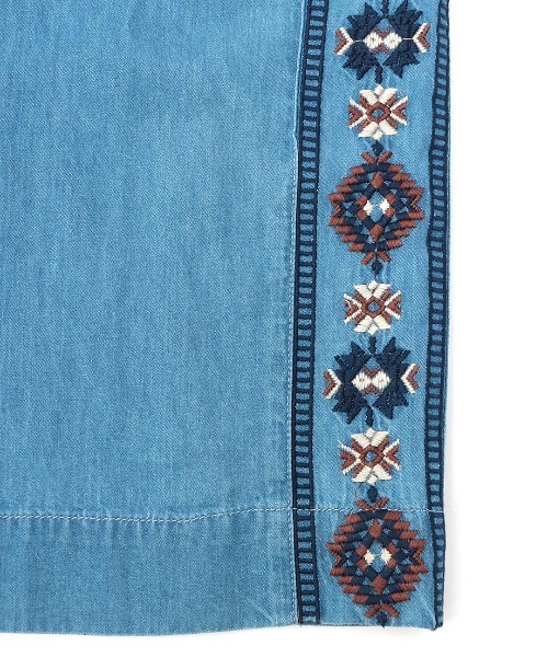 チチカカ（チチカカ）の「Rico ライトデニムウィピール刺繍パンツ（デニムパンツ・レディース・ブルー/インディゴブルー・FREE）」の18枚目の写真