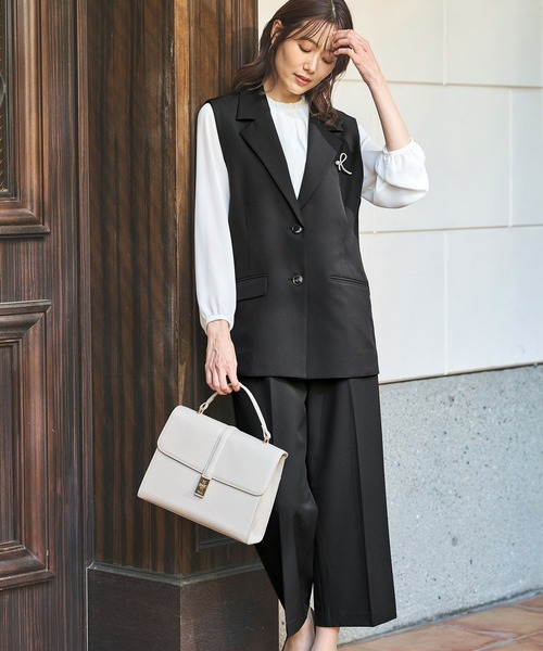 Honeys(ハニーズ)の「ストレッチウォッシャブルテーラードジレベスト(ベスト・レディース・ベージュ/ブラック/アイボリー/杢グレー・LL/L/M/S)」の9枚目の写真