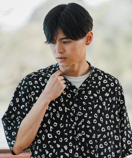 EDIFICE(エディフィス)の「パターンデシン 半袖スタンドカラーシャツ(シャツ/ブラウス・メンズ・ブラック/ブラック系その他/ブラックミックス/グレー/ネイビー・SMALL/MEDIUM/LARGE)」の15枚目の写真