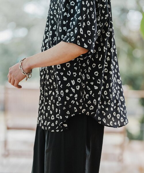 EDIFICE(エディフィス)の「パターンデシン 半袖スタンドカラーシャツ(シャツ/ブラウス・メンズ・ブラック/ブラック系その他/ブラックミックス/グレー/ネイビー・SMALL/MEDIUM/LARGE)」の10枚目の写真