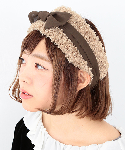 CAROLINA GLASER（カロリナ グレイサー）の「WEARISTA“maho”×CAROLINA GLASER / 2WAY ヘアバンド（ヘアバンド・レディース・ブラック/ベージュ・ONE SIZE）」の16枚目の写真