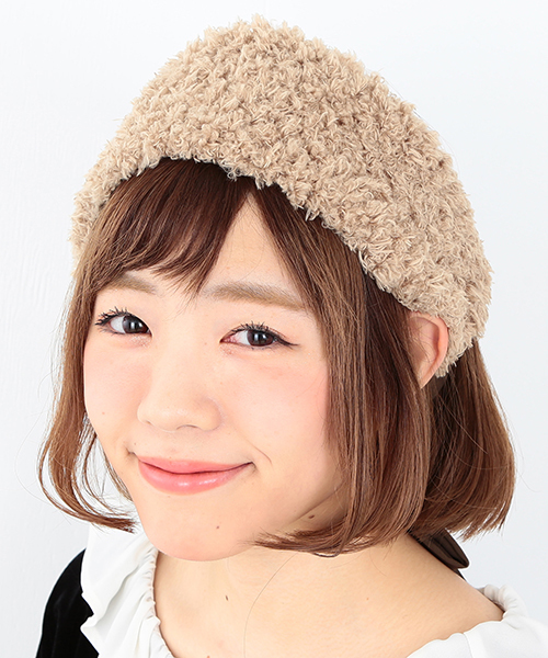 CAROLINA GLASER（カロリナ グレイサー）の「WEARISTA“maho”×CAROLINA GLASER / 2WAY ヘアバンド（ヘアバンド・レディース・ブラック/ベージュ・ONE SIZE）」の17枚目の写真