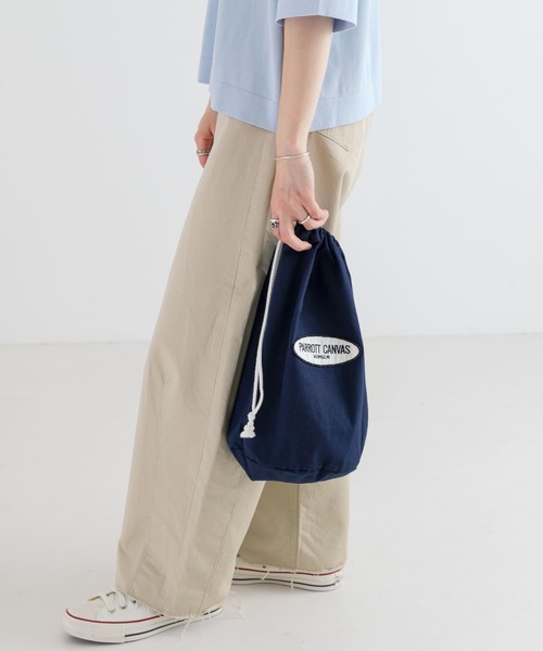 PARROTT CANVAS（パロットキャンバス）の「PARROTT CANVAS　シューズバック（ショルダーバッグ・レディース・ネイビー/オフホワイト・-）」の2枚目の写真
