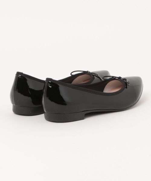 Bridget Birkin(ブリジットバーキン)の「【Bridget Birkin】ポインテッドリボンレインフラットパンプス(544011)(レインシューズ・レディース・ブラック・24/23/23.5/24.5/22.5)」の2枚目の写真
