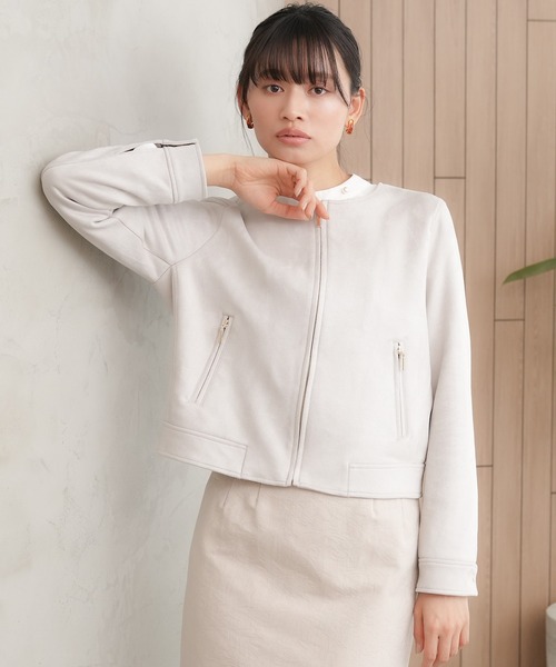 TRUDEA(トルディア)の「スエードノーカラーブルゾン(ブルゾン・レディース・グレイッシュベージュ/ピンクベージュ・SMALL/MEDIUM/LARGE)」の17枚目の写真