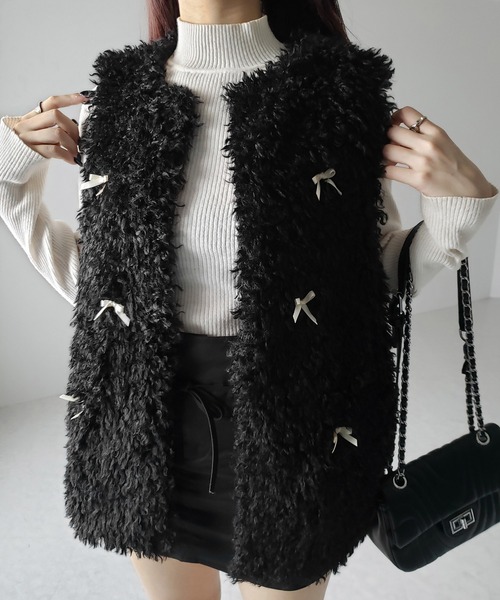 me+em select(ミームセレクト)の「【 2color 】ミニリボンバレエコアプードルベスト / mini ribbon ballet core poodle vest(ベスト・レディース・アイボリー/ブラック・FREE)」の1枚目の写真