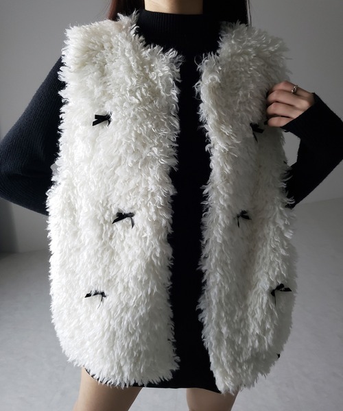 me+em select(ミームセレクト)の「【 2color 】ミニリボンバレエコアプードルベスト / mini ribbon ballet core poodle vest(ベスト・レディース・アイボリー/ブラック・FREE)」の18枚目の写真