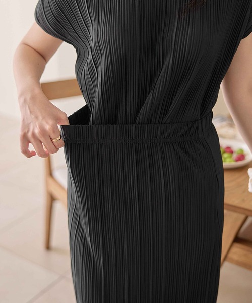 CHAN ME（チャンミ）の「スカートセットアップ（セットアップ・レディース・ライトグリーン/モカ/ブラック・LARGE/MEDIUM）」の19枚目の写真