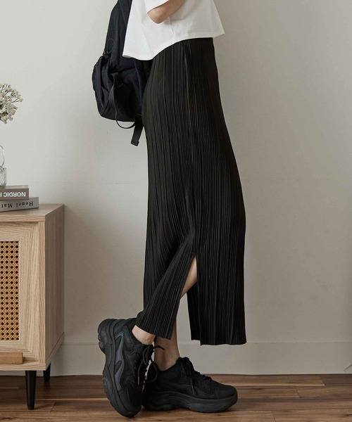 CHAN ME（チャンミ）の「スカートセットアップ（セットアップ・レディース・ライトグリーン/モカ/ブラック・LARGE/MEDIUM）」の21枚目の写真