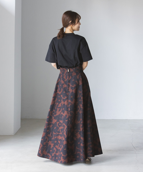 Noble（ノーブル）の「フラワーコサージュTシャツ（Tシャツ/カットソー・レディース・ブラック/ホワイト・FREE）」の6枚目の写真