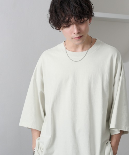 MONO-MART(モノマート)の「ピグメントオーバーダイアウトシーム ルーズ半袖Tシャツ(Tシャツ/カットソー・レディース・オフホワイト/ベージュ/ブラック/レッド/グレー/ブラウン/ネイビー/パープル/グリーン/ブルー・L/M)」の14枚目の写真
