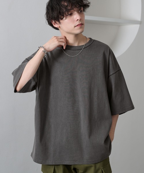 MONO-MART(モノマート)の「ピグメントオーバーダイアウトシーム ルーズ半袖Tシャツ(Tシャツ/カットソー・レディース・オフホワイト/ベージュ/ブラック/レッド/グレー/ブラウン/ネイビー/パープル/グリーン/ブルー・L/M)」の20枚目の写真