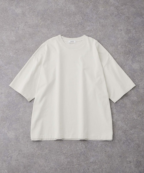 MONO-MART(モノマート)の「ピグメントオーバーダイアウトシーム ルーズ半袖Tシャツ(Tシャツ/カットソー・レディース・オフホワイト/ベージュ/ブラック/レッド/グレー/ブラウン/ネイビー/パープル/グリーン/ブルー・L/M)」の11枚目の写真