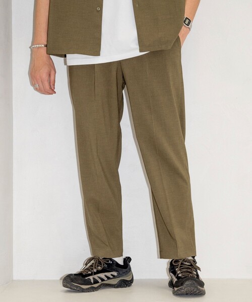 FREAK'S STORE（フリークスストア）の「FREAK’S STORE/フリークスストア Reflax/リフラクス イージー 2タック スラックス/リラックスフィット（スラックス・メンズ・オフホワイト/オリーブ/チャコールグレー/ブラック・LARGE/MEDIUM/SMALL）」の14枚目の写真