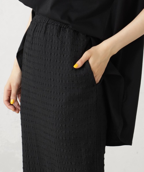 FOUND GOOD(ファウンドグッド)の「シャーリングカットタイトSK(スカート・レディース・グリーン系5/アイボリー/ブラウン系3/ブラック/イエロー系5・S/L/M)」の17枚目の写真