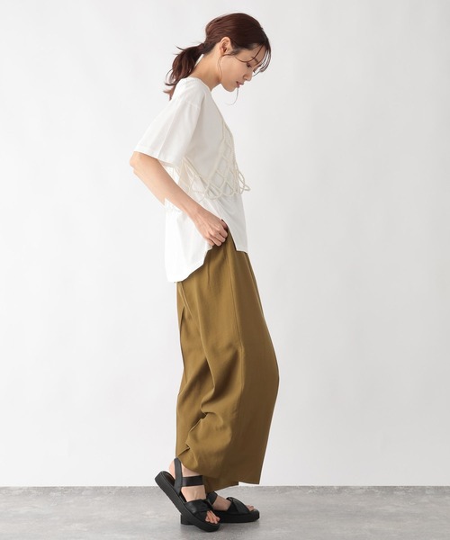 GLOBAL WORK(グローバルワーク)の「リラックススマートワイドパンツ/103698(その他パンツ・レディース・カーキ系6/ダークブラウン/グレイッシュベージュ/スミクロ・L/M)」の18枚目の写真