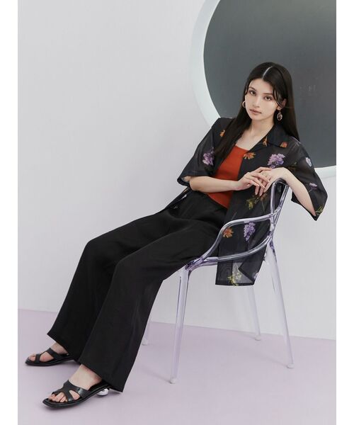 MURUA(ムルーア)の「【WEB限定】フラワーシアーオープンカラーシャツ(シャツ/ブラウス・レディース・アイボリー/ブラック/ブルー・FREE)」の9枚目の写真