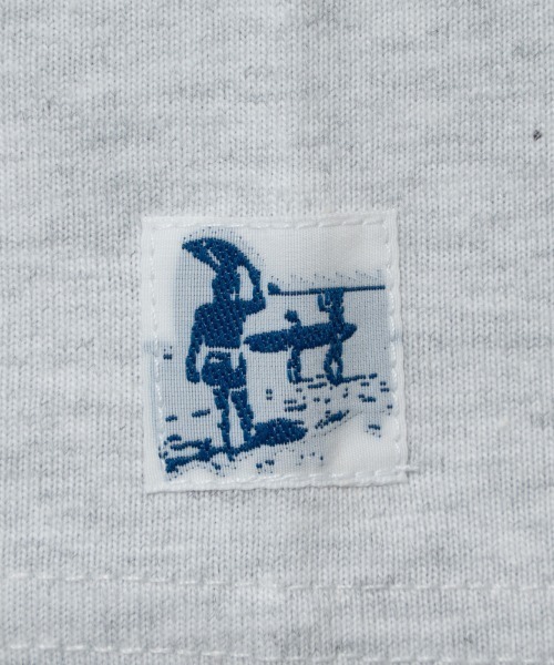 The Endless Summer（エンドレスサマー）の「[The Endless Summer/エンドレスサマー] 別注 サーフBUHI サガラ刺繍ロゴバックプリントTシャツ（Tシャツ/カットソー・レディース・グレー/ブラウン/ブラック/ホワイト・S/M/L/XL）」の9枚目の写真