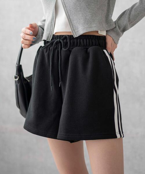 WEGO（ウィゴー）の「WEGO/スウェットイージーショートパンツ（スウェットパンツ・レディース・ブラック系その他/ブラック/杢グレー・FREE）」の2枚目の写真