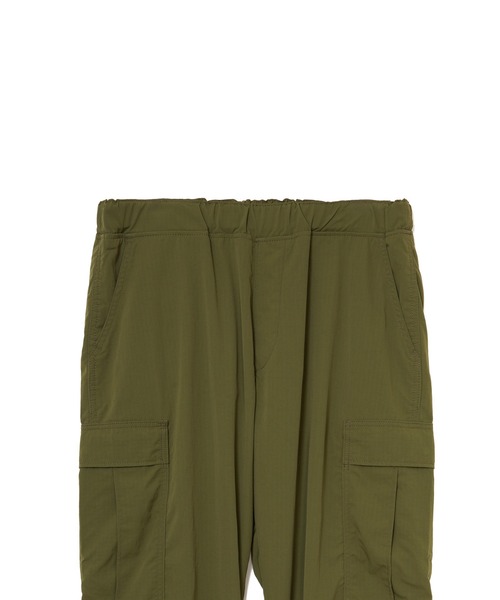 Lee（リー）の「【MEN , WOMEN】Lee FLeeasy CARGO イージーカーゴパンツ（カーゴパンツ・メンズ・ダークベージュ/オリーブ・FREE）」の3枚目の写真