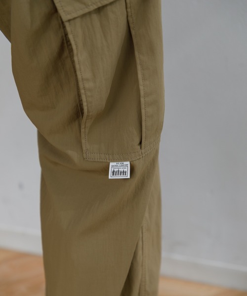 Lee（リー）の「【MEN , WOMEN】Lee FLeeasy CARGO イージーカーゴパンツ（カーゴパンツ・メンズ・ダークベージュ/オリーブ・FREE）」の22枚目の写真