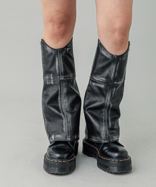 X-girl（エックスガール）の「FAUX LEATHER LEG WARMER（レッグウォーマー・レディース・ブラック/ブラウン・ONE SIZE）」の4枚目の写真