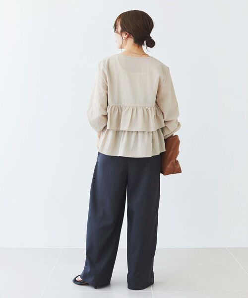 le.coeur blanc（ルクールブラン）の「《手洗い可能》カラミタンブラーフリルブラウスブルゾン（ブルゾン・レディース・ブラック/ベージュ・38）」の11枚目の写真