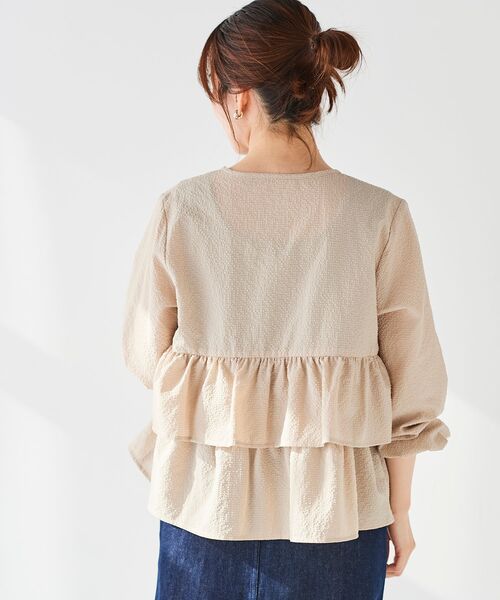 le.coeur blanc（ルクールブラン）の「《手洗い可能》カラミタンブラーフリルブラウスブルゾン（ブルゾン・レディース・ブラック/ベージュ・38）」の16枚目の写真