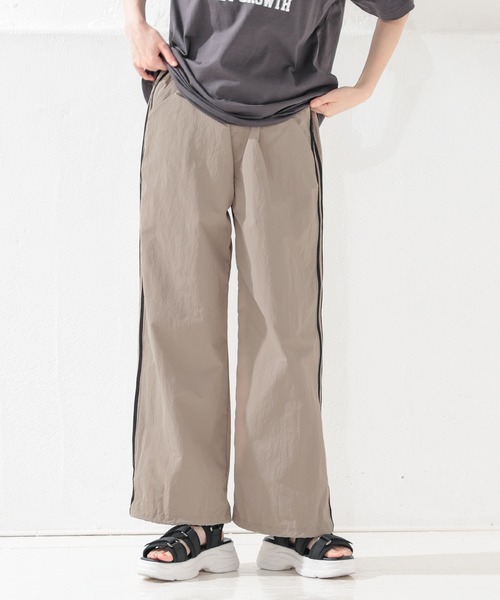 Honeys(ハニーズ)の「トラックパンツ(スウェットパンツ・レディース・ブラック/パープル/ダークベージュ・SS/S/M/L/LL)」の21枚目の写真