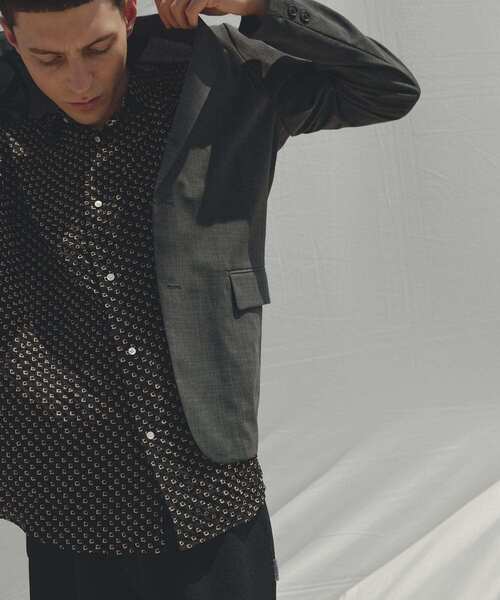 URBAN RESEARCH（アーバンリサーチ）の「ドビーチェックサッカーショートスリーブシャツ（シャツ/ブラウス・メンズ・ブラック/ネイビー・MEDIUM/LARGE）」の8枚目の写真