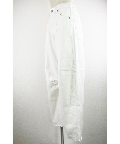 WORLD WIDE LOVE!(ワールドワイドラブ)の「カーヴィーパンツ(デニムパンツ・レディース・オフホワイト/インディゴブルー/サックスブルー・1)」の10枚目の写真