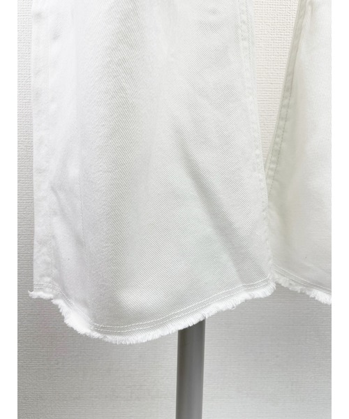 WORLD WIDE LOVE!(ワールドワイドラブ)の「カーヴィーパンツ(デニムパンツ・レディース・オフホワイト/インディゴブルー/サックスブルー・1)」の7枚目の写真