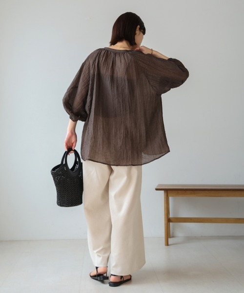 Bou Jeloud（ブージュルード）の「シワ加工シアーチュニック（チュニック・レディース・ホワイト/ブラウン/ピンク/グリーン・38）」の21枚目の写真